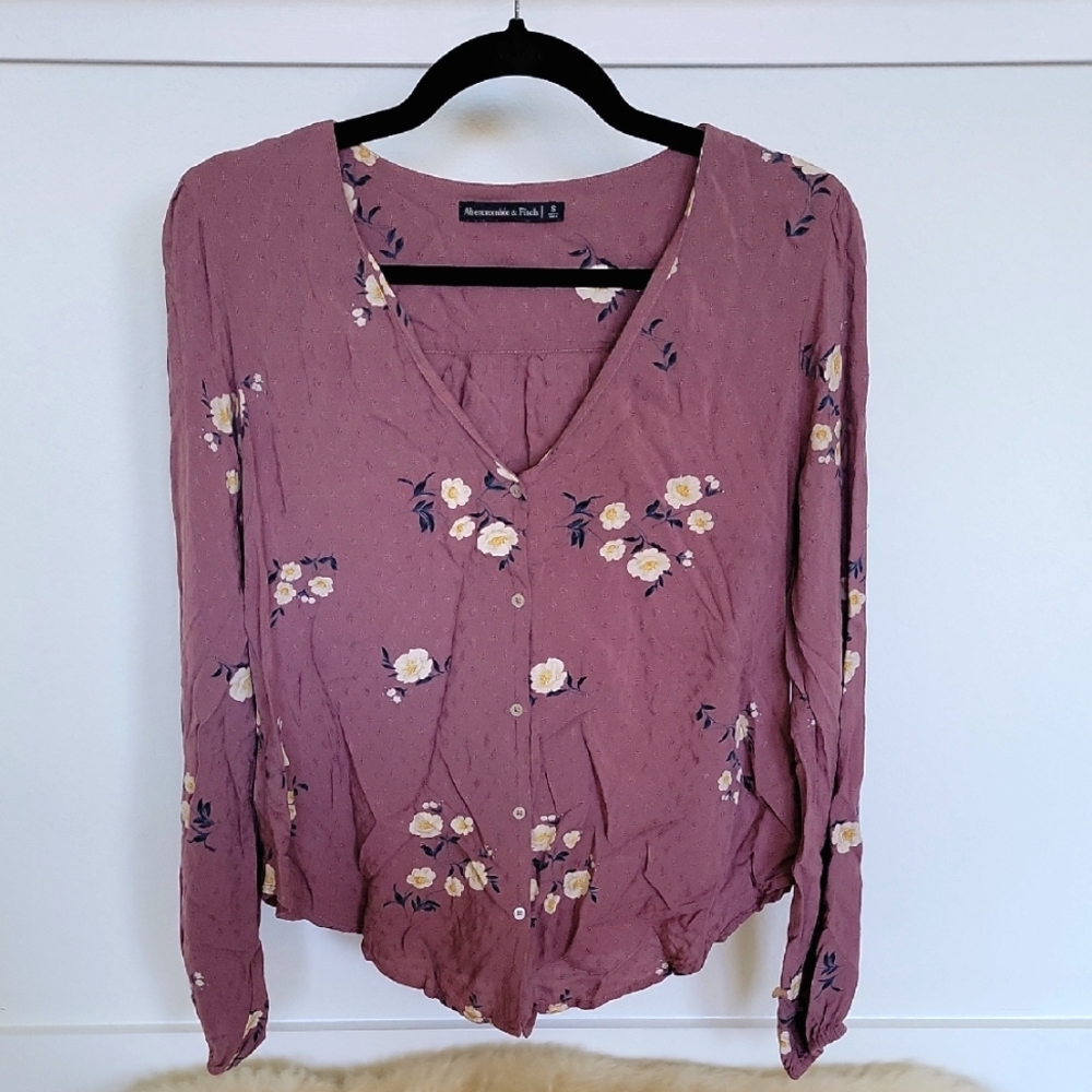 Floral Mauve Button-Up Blouse